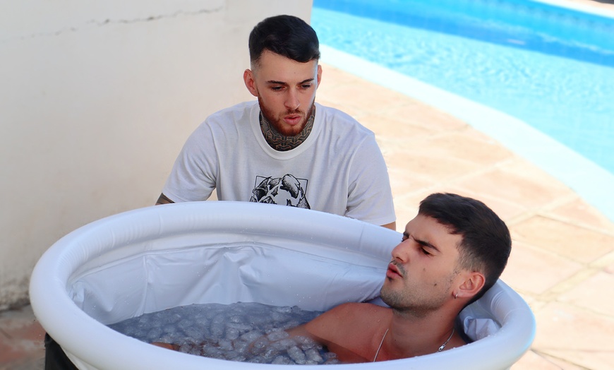 Image 13: 1 o 3 sesiones de terapia de baño de hielo para hasta 4 personas