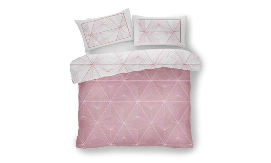 Image 7: Zander Printed Duvet and Pillowcase Set