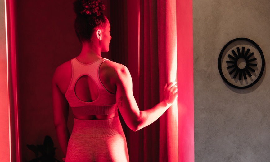 Image 5: Unwind with 60-Minute Hyperbaric Oxygen Therapy for One or Two People