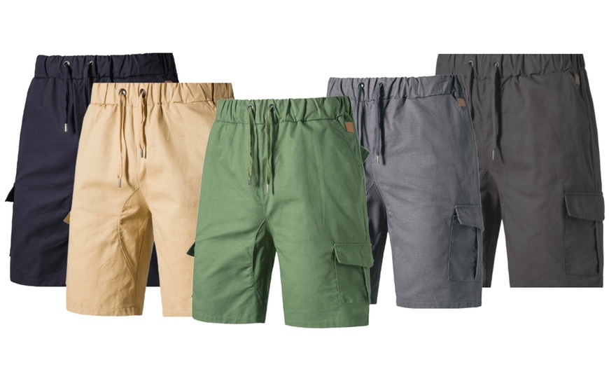 Image 1: Men's Casual Cargo Shorts