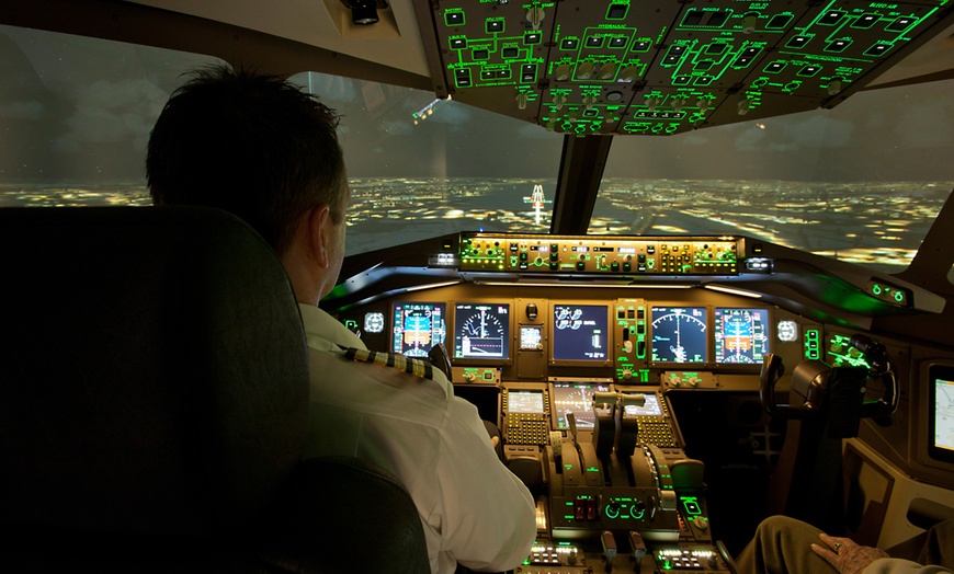 Image 1: Flugsimulator Boeing 777