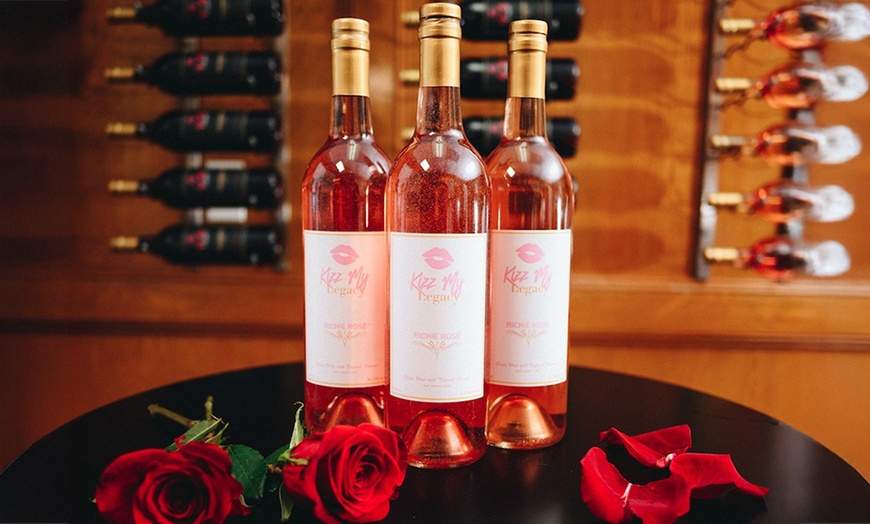 Image 2: Wine Club Membership or Wine Tasting Experience for One to Four People