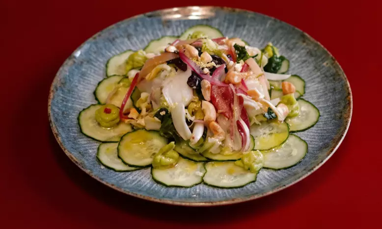 Menú para dos o cuatro personas en Artemisa Moulin Lounge