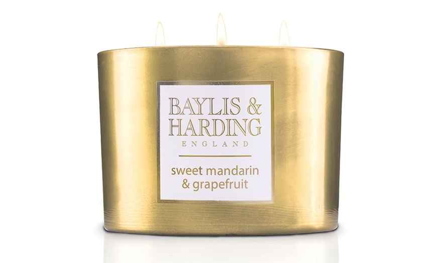 Image 5: Baylis and Harding Winter Candle