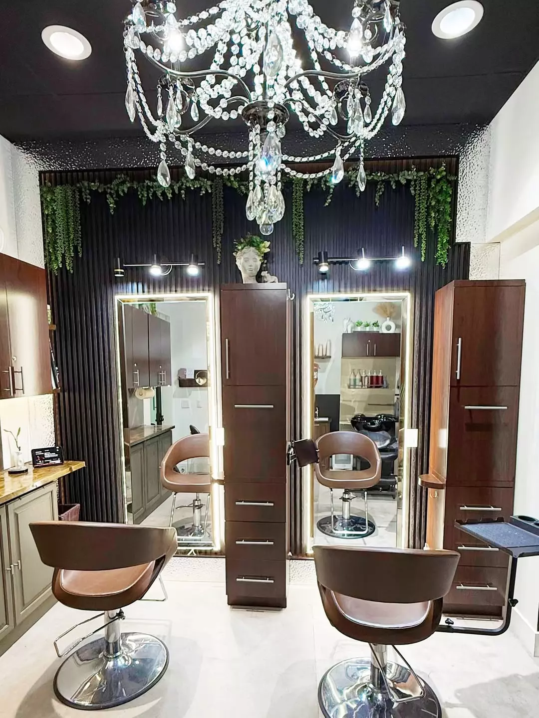 Get a Stylish Haircut, Blowdry, Conditioning with Up Style