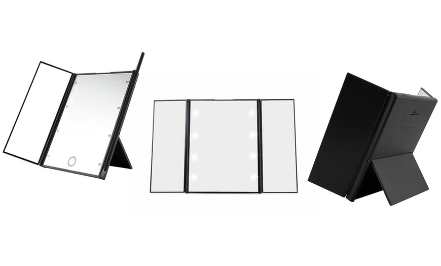 Image 2: LED Foldable Mirror