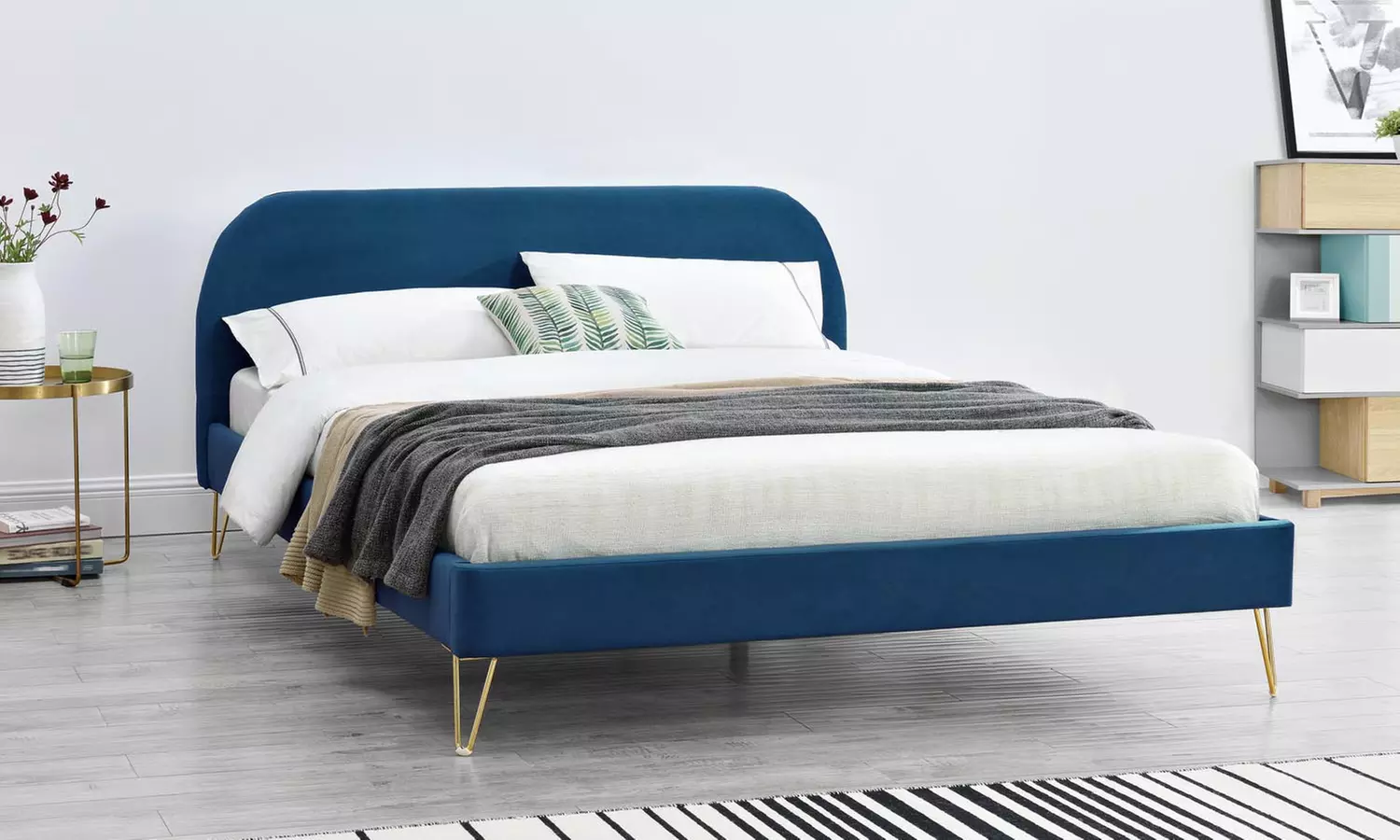 Lit velours "Garbera" 140 x 190 cm ou 160 x 200 cm de Kocoon