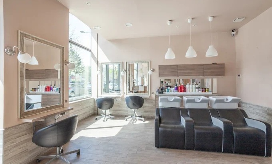 Image 4: Soin du visage désincrustant profond d'1h ou microneedling d'1h15