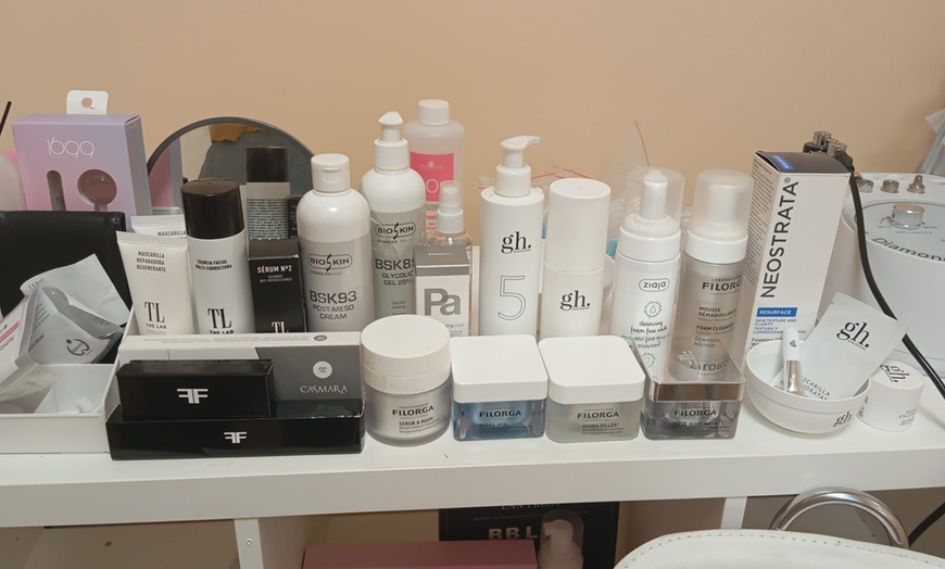 Image 3: 1, 2 o 4 sesiones de radiofrecuencia facial o corporal con masaje