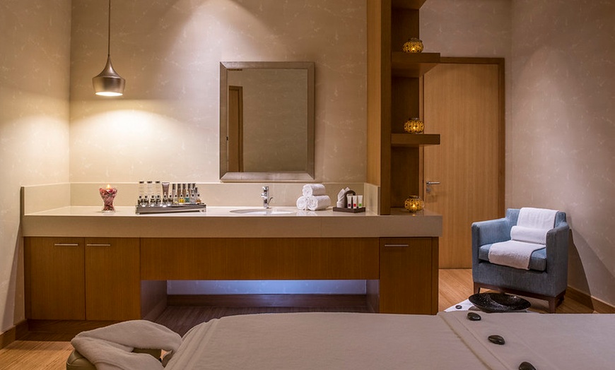 Image 2: Revitalize Your Senses: Spa Packages at Swissotel Spa at 5* Swissôtel