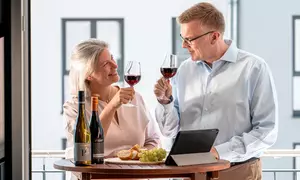 Online-Weinprobe via Live-Chat für zu Hause und bis zu 6 Personen inkl. 6 Flaschen Wein (bis zu 65% sparen)