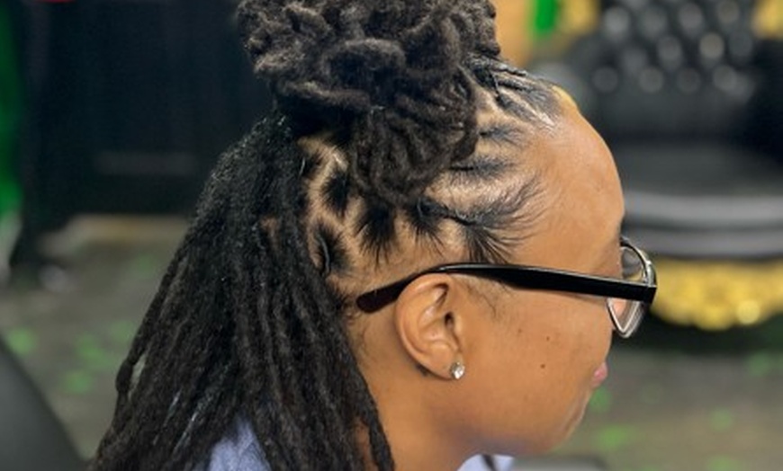 Image 8: Wash & Retwist, Retwist & Style, or The Works - Wash, Retwist & Style