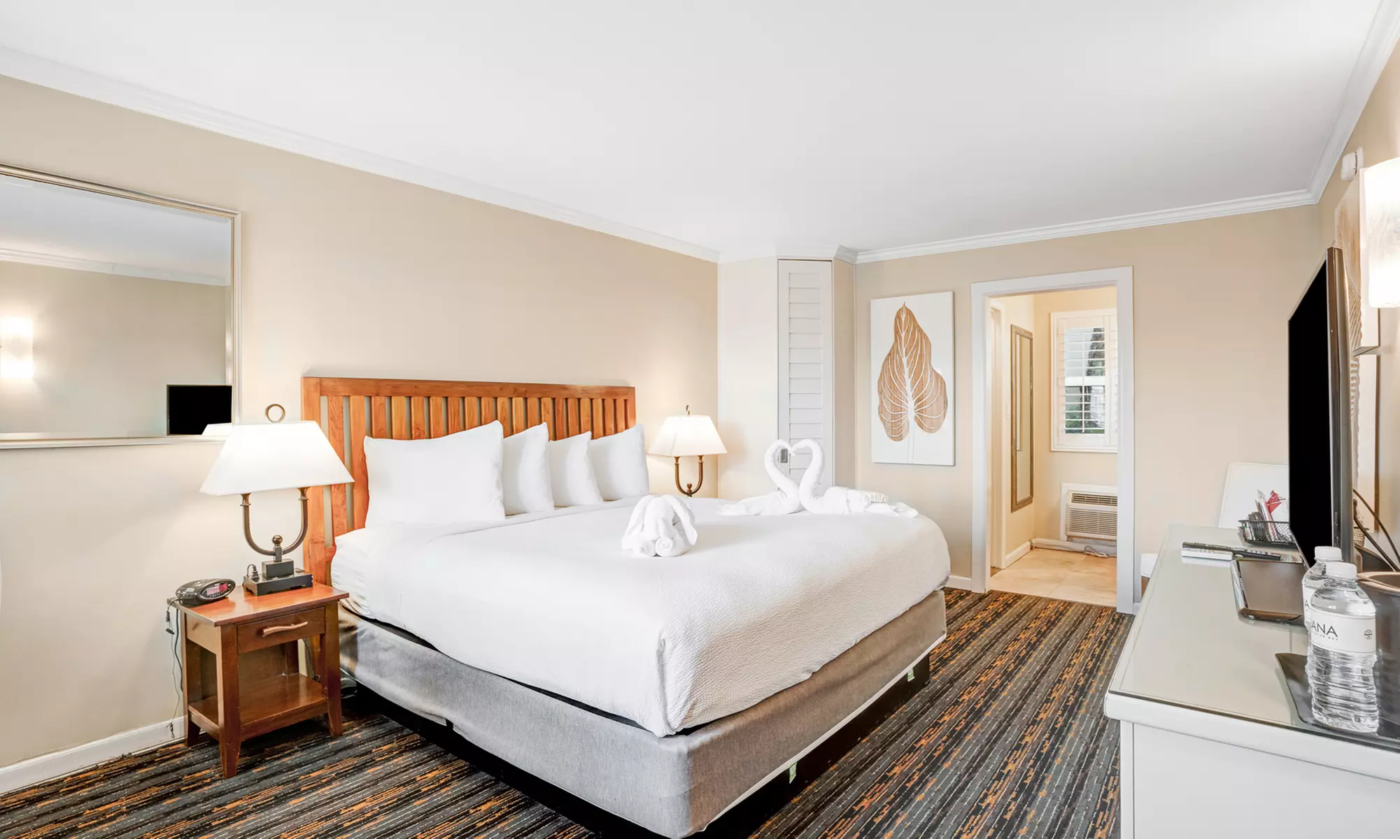 Waterfront Resort on Mission Bay with Two Heated Pools