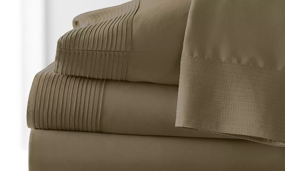 Premium Collection Double Brushed Extra Deep Pocket Pleated Sheet Set