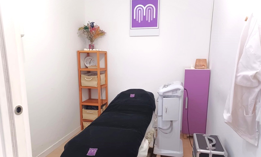 Image 7: Una sesión de masaje Tuina con aceites esenciales y opción a ventosas