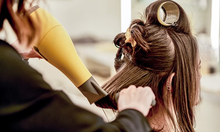 Image 10: Blowout+ Deep Conditioning, Single Process Color, / Highlights & More