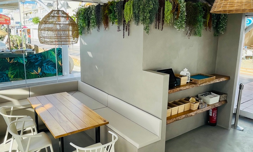 Image 16: Menú cena Mediterráneo para 2 o 4 personas