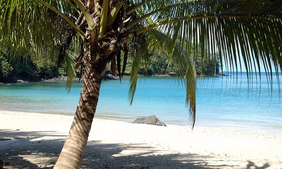 ✈ 8-Day Costa Rica Vacation w/Hotels & Air from Great Value Vacations