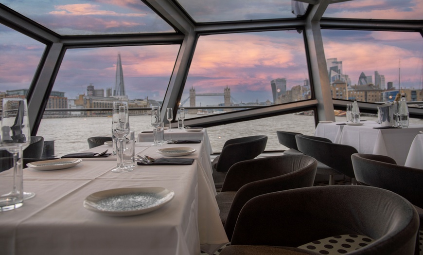 Image 13: London Lunch or Evening Cruise with Iconic Views & Live Entertainment