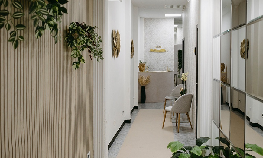 Image 11: Masaje con técnica a elegir o Beauty party para 3 o 4 personas 