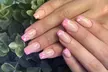 Manicura y/o pedicura con semipermanente y opción a puesta de uñas acrílicas, ahorra hasta un 51% - Second Medium