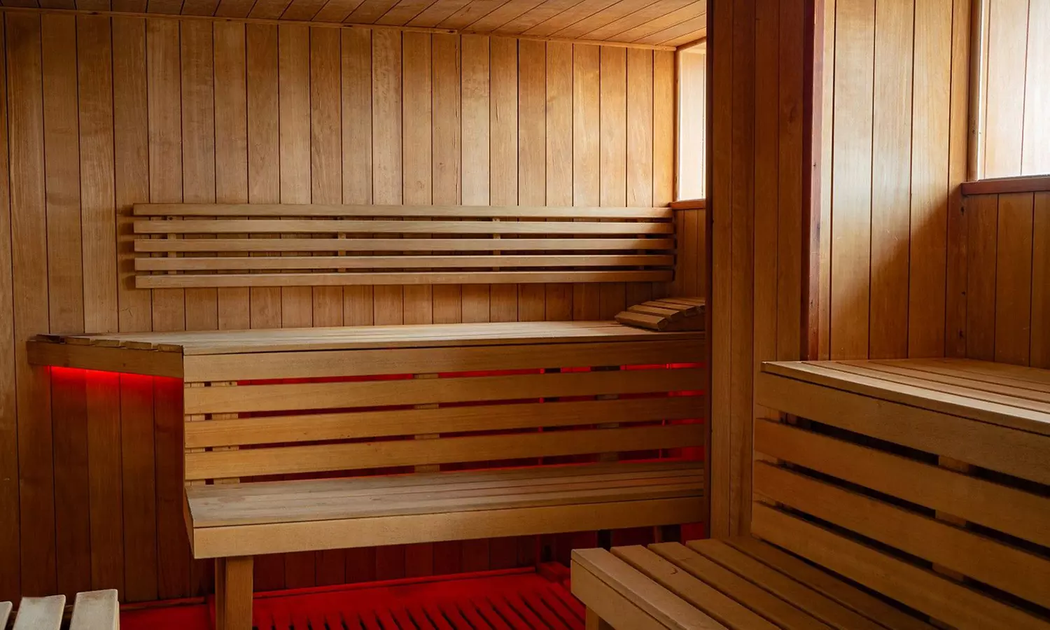 Dołącz do świata fitness z karnetem open: siłownia, cross i więcej