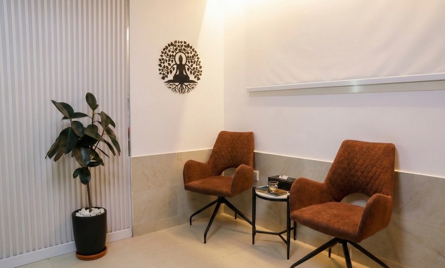 Image 2: 60 or 90 Minute Spa, Aromatherapy, Relaxation & Hot Stone Treatments