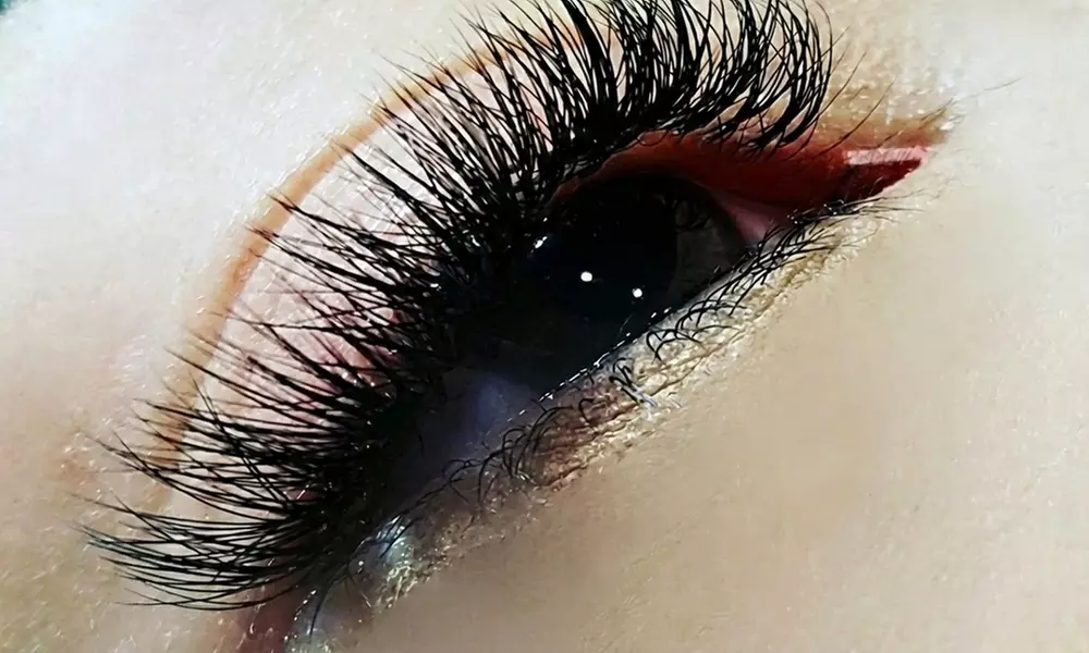 Classic Eyelash Extensions or Eyelash Extensions Set with 2-Week Fill