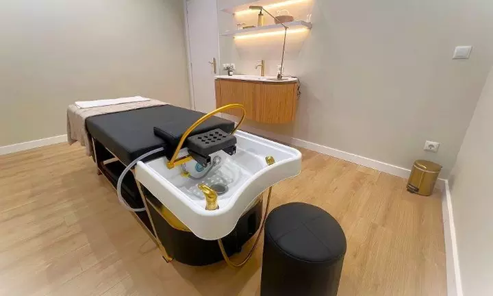 Spa capilar de 45 o 60 minutos con bebida caliente para 1 persona