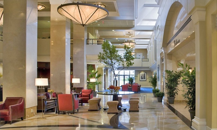 Elegant Pentagon City Hotel In Arlington, Va 