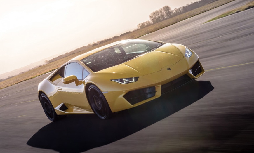 Image 9: Sportscar or Supercar Driving - 3,6 or 9 Miles in 1,2 or 3 cars