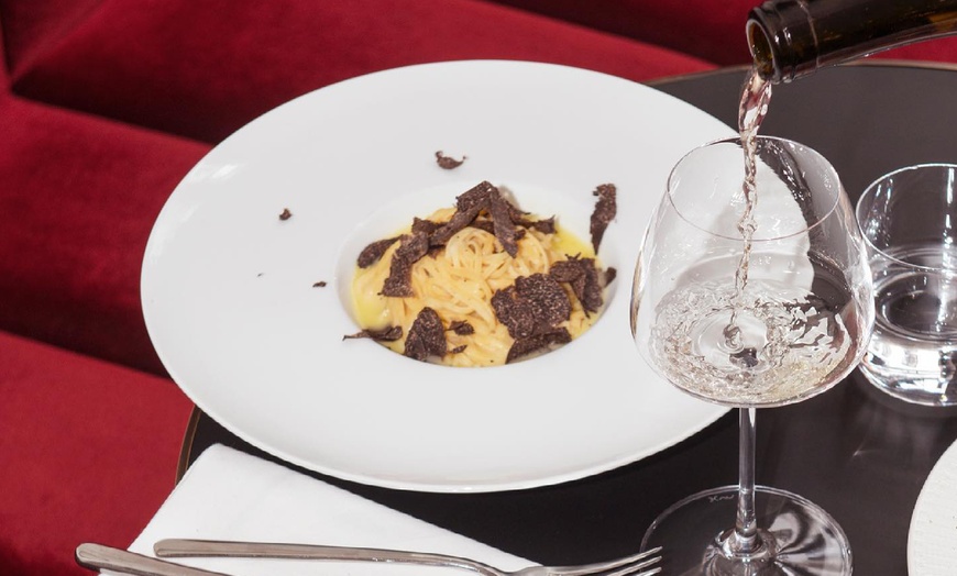 Image 12: Culinaire Italiaanse lunch of diner bij Hotel Riga