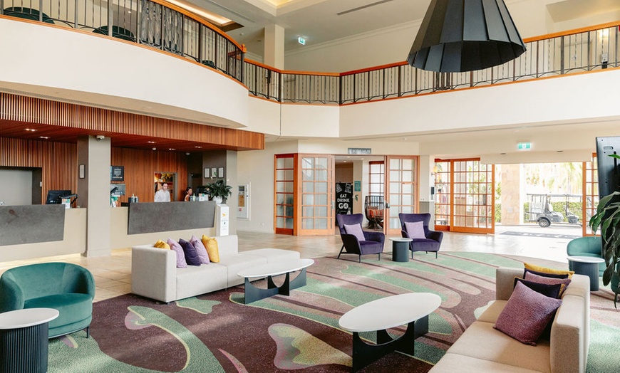 Image 17: ✈ Gold Coast: 7-Nights Getaway at Mercure Gold Coast Resort