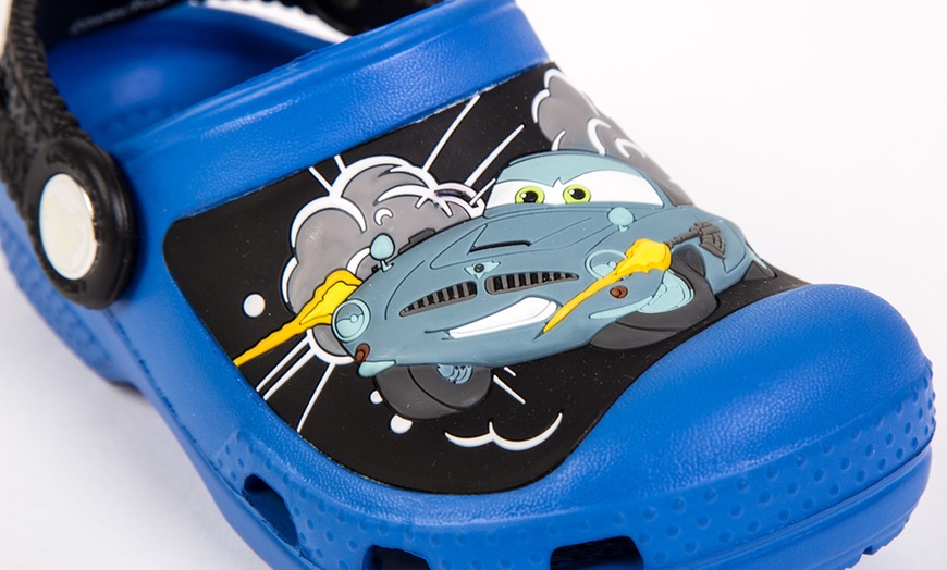 Image 4: Kid's Disney Cars Crocs