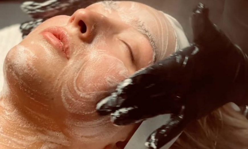 Image 3: Limpieza facial completa con opción a tratamientos extra para 1