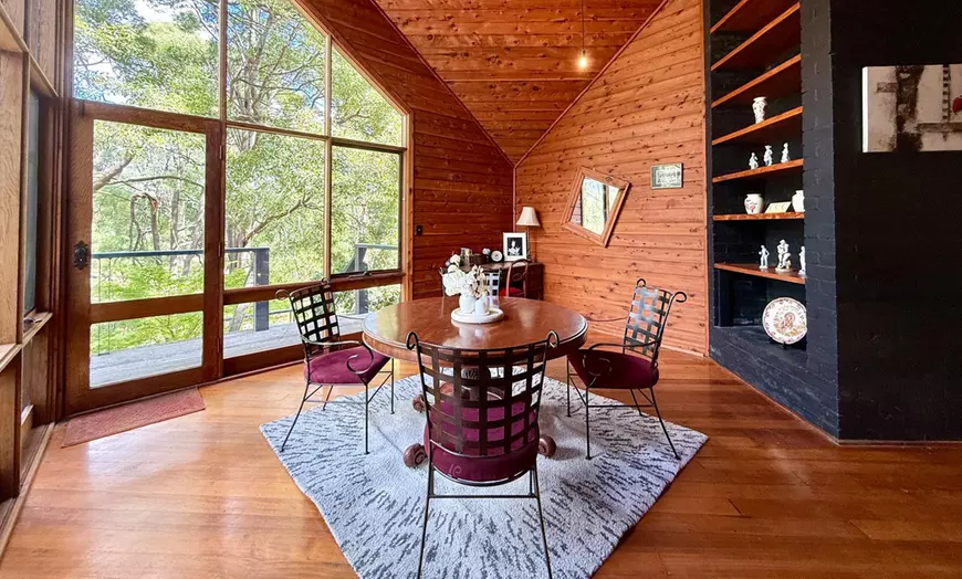 Image 4: Mountain Retreat, Yarra Valley: 1-3-Night in Cottage