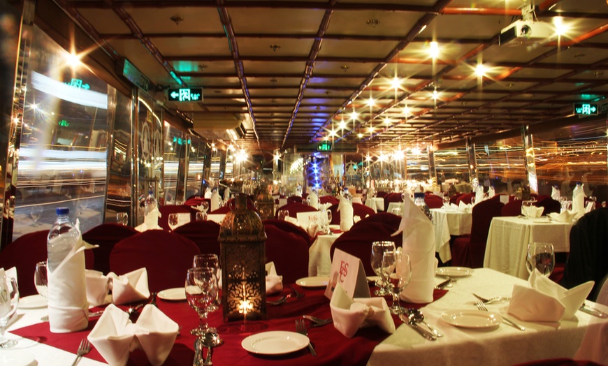 Image 3: Luxury Dinner and a Dhow Cruise