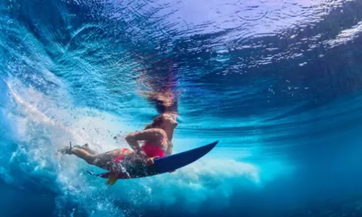 Vive la aventura del surf con clases personalizadas en Round House