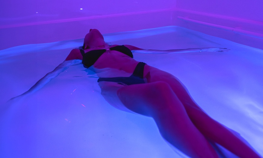 Image 3:  Séance de flottaison avec Body Float Paris 17e