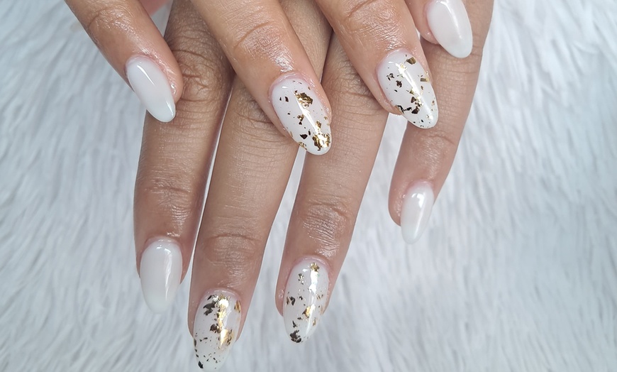 Image 5: Supreme Gel X or Deluxe Acrylic Full Set