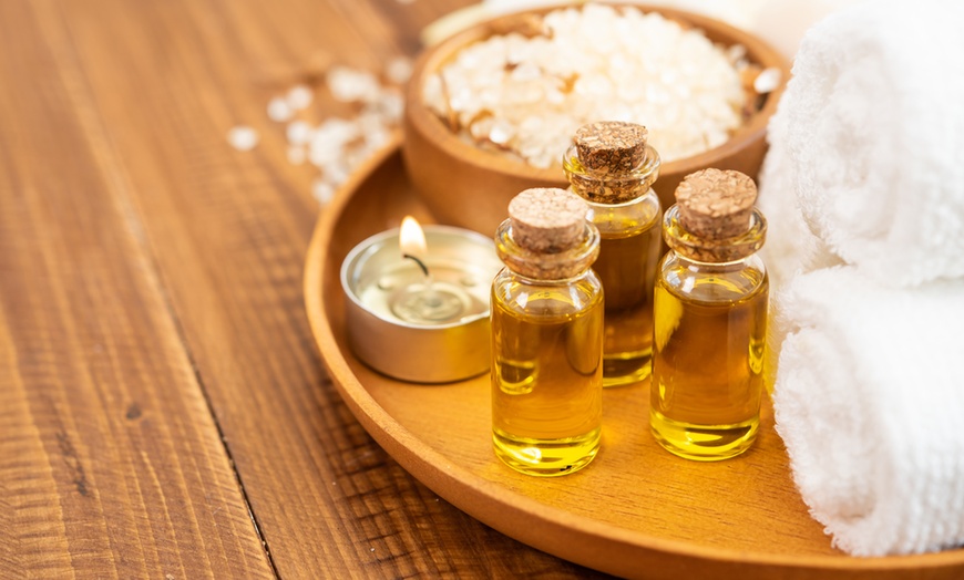 Image 4: Ritual Ayurveda con masaje relajante con aceites y aromaterapia