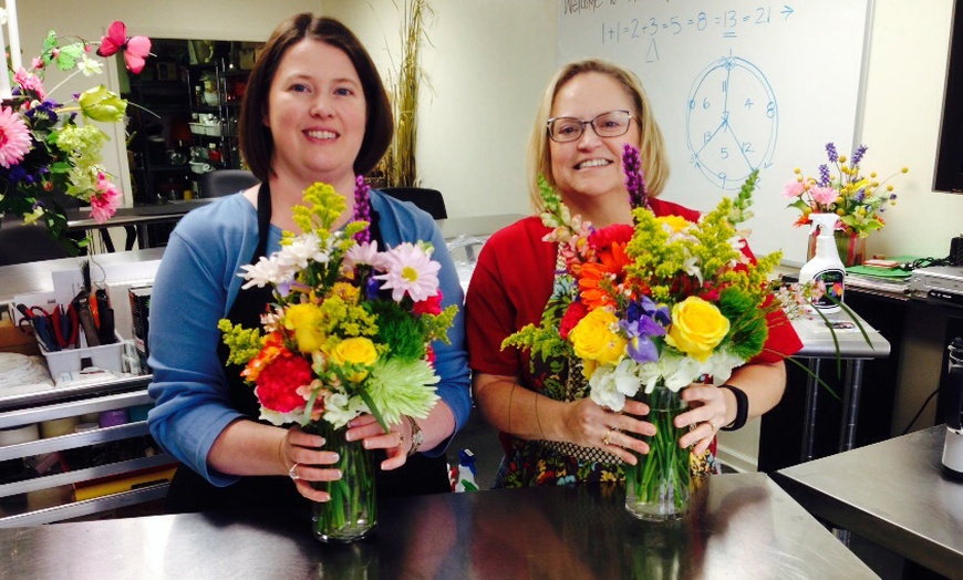 Flower-Arranging Class - Flower Classroom | Groupon