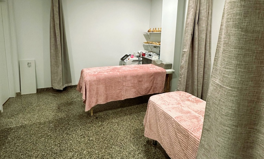 Image 4: 3 sesiones de maderoterapia, radiofrecuencia y opción a cavitación 