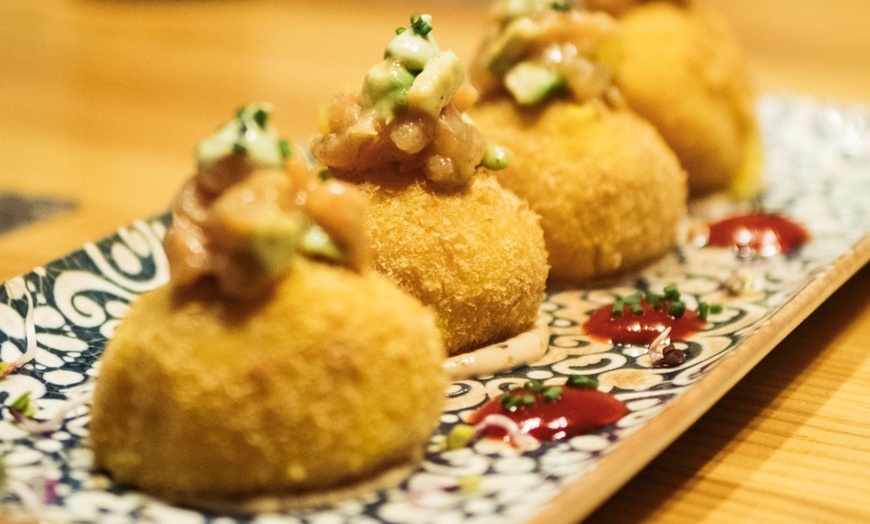 Image 6: Menú degustación de estilo fusión para 2 o 4 personas 