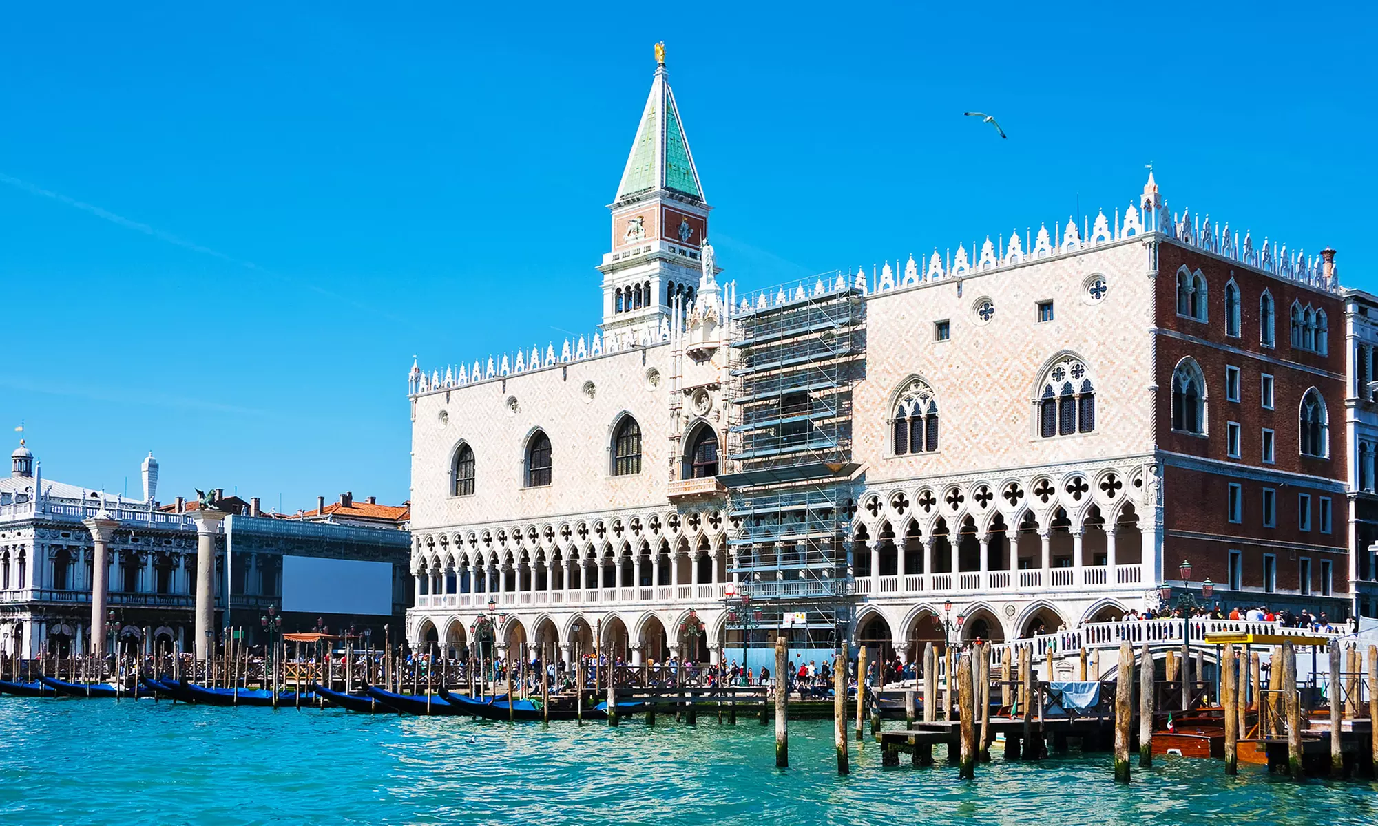 ✈ 8-Day Rome, Florence & Venice Vacation with Air
