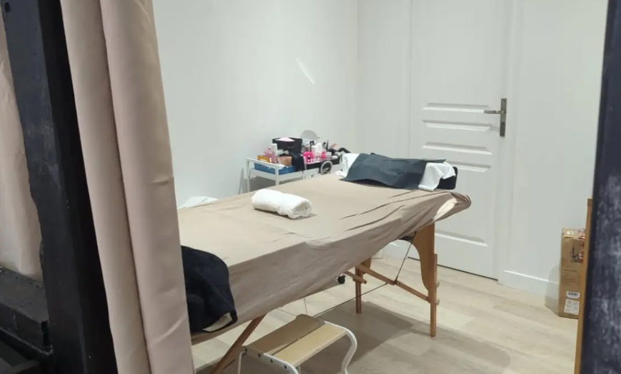 Image 2: Massage minceur de 45 min ou du corps au choix de 30 ou 50 min