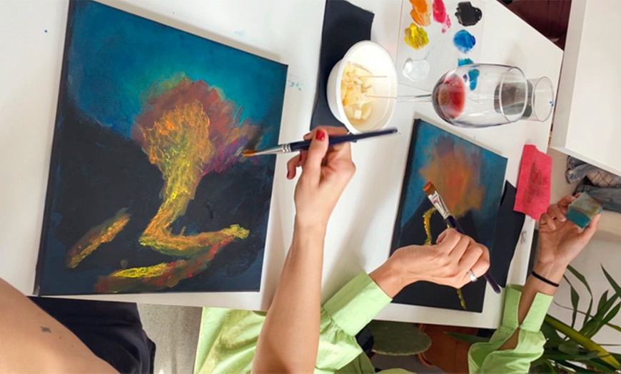 Image 6: Taller de pintura y texturas con degustación de vinos volcánicos