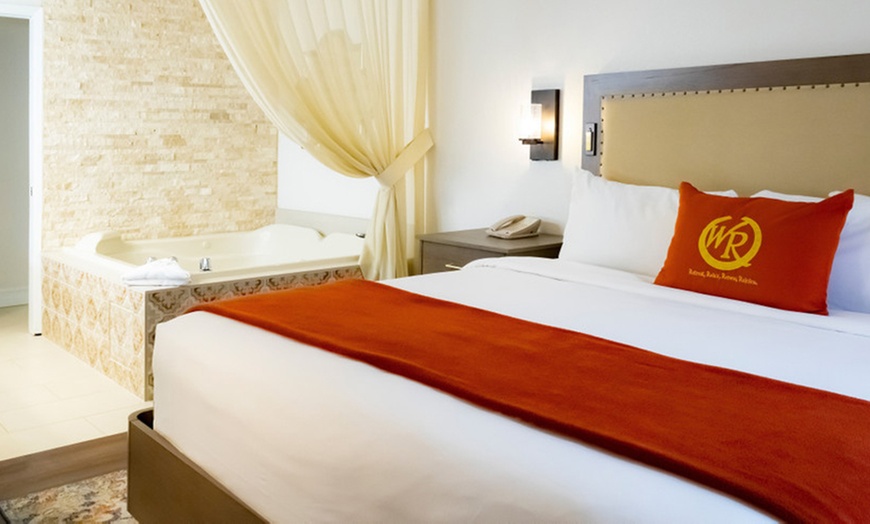 Image 2: Spacious suites minutes from the Strip and downtown Vegas