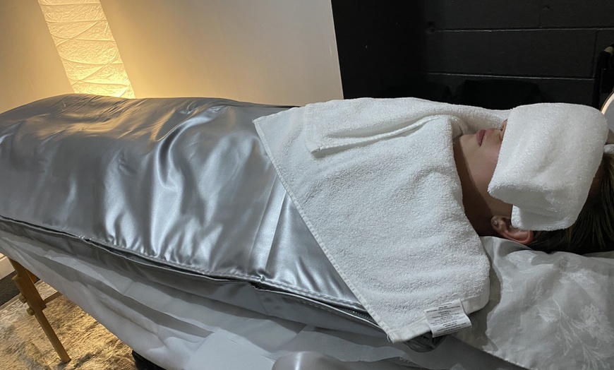 Image 3: Ultimate Double Detox: Infrared Sauna Blanket & Steam Box Sessions
