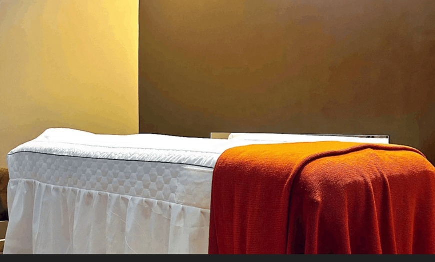 Image 3: MTC Wellness à Paris 5ᵉ : massage aux huiles et hammam